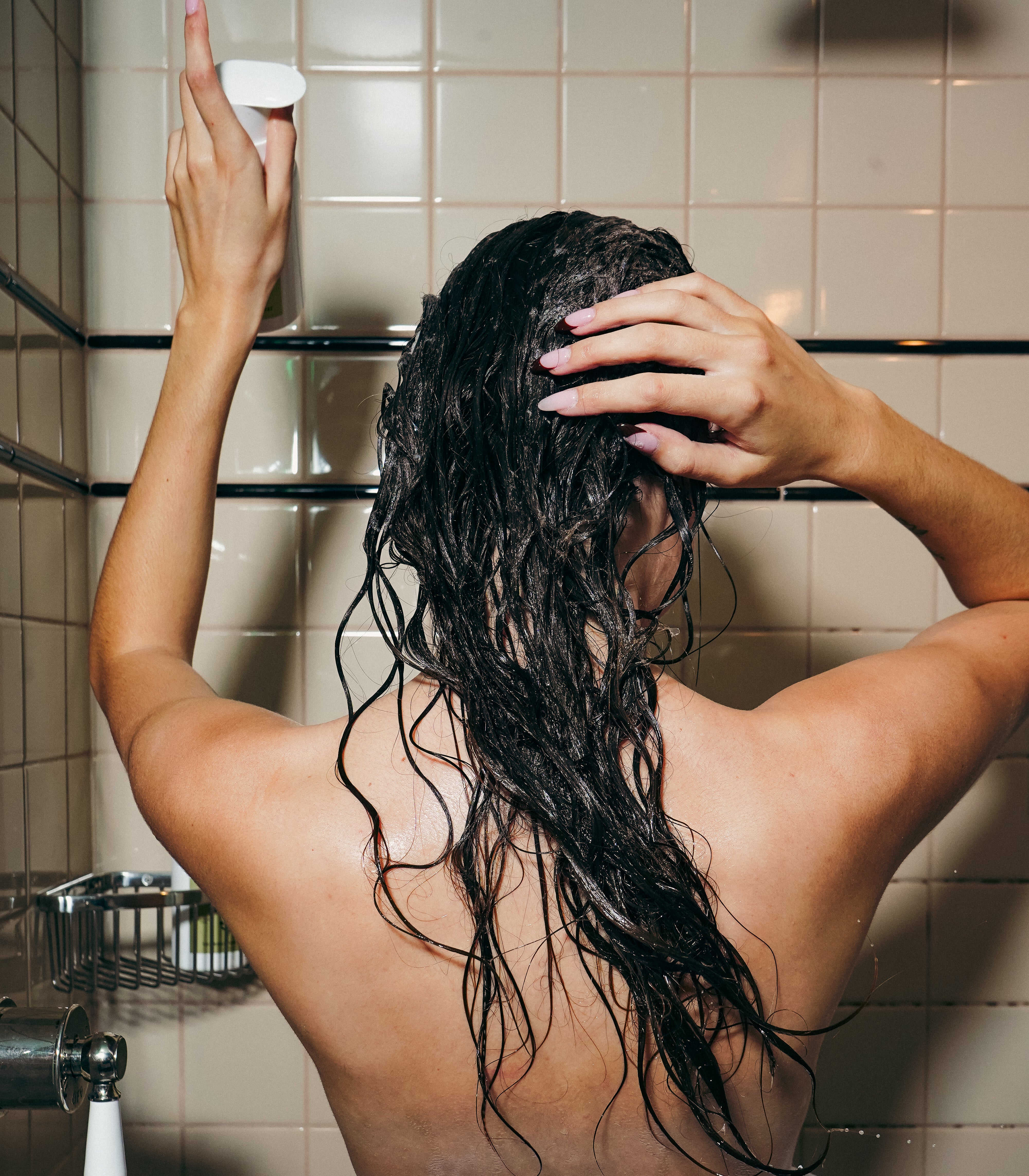 THE IN-SHOWER ESSENTIALS