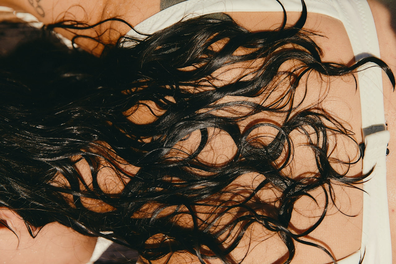 THE SHAMPOO